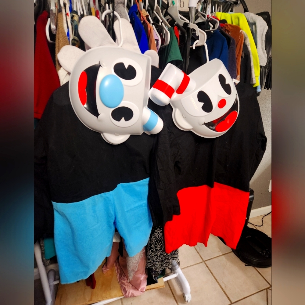 Boys  Cuphead and Mugman Costumes!